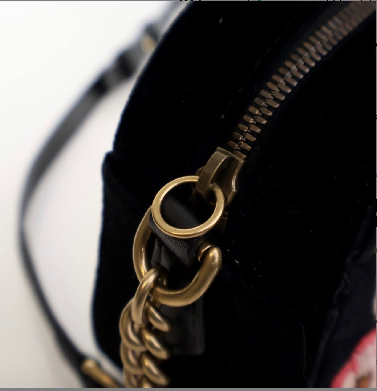 Pre-Owned Gucci Small Velvet Gucci Marmont Bag